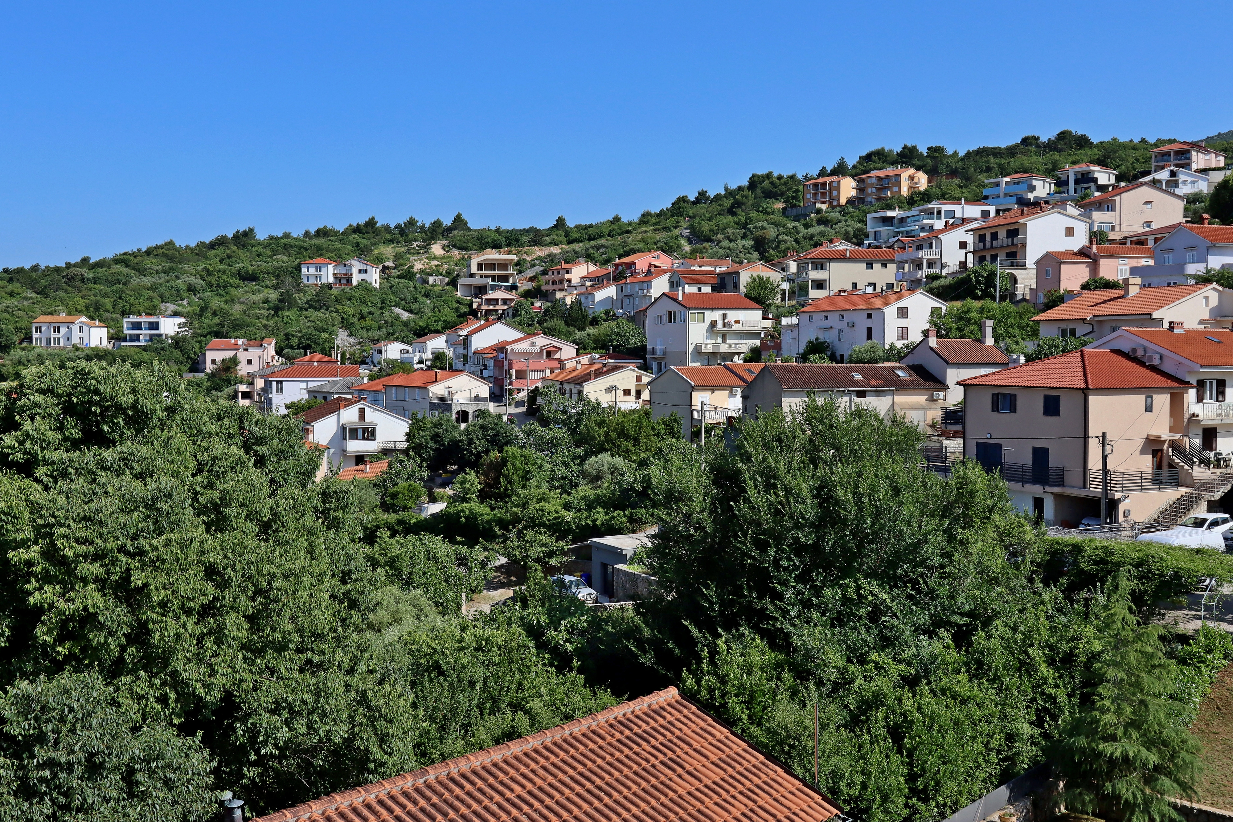 Two bedroom apartment with terrace and sea view Vrbnik, Krk  A-a