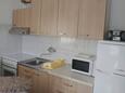 Kornić, Cuisine dans l’hébergement en type apartment, climatisation disponible et WiFi.