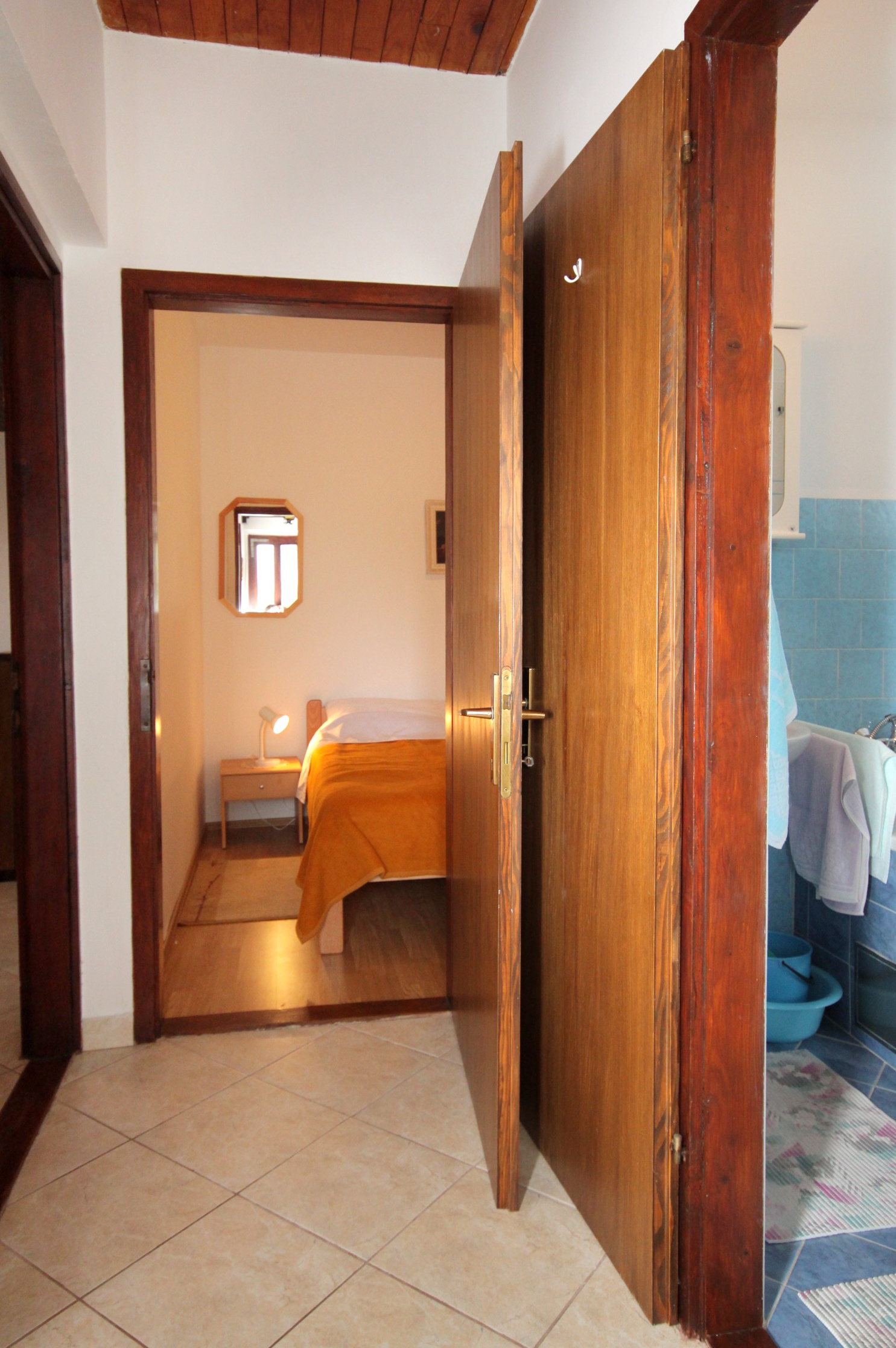Two bedroom apartment with terrace Krk  A-a