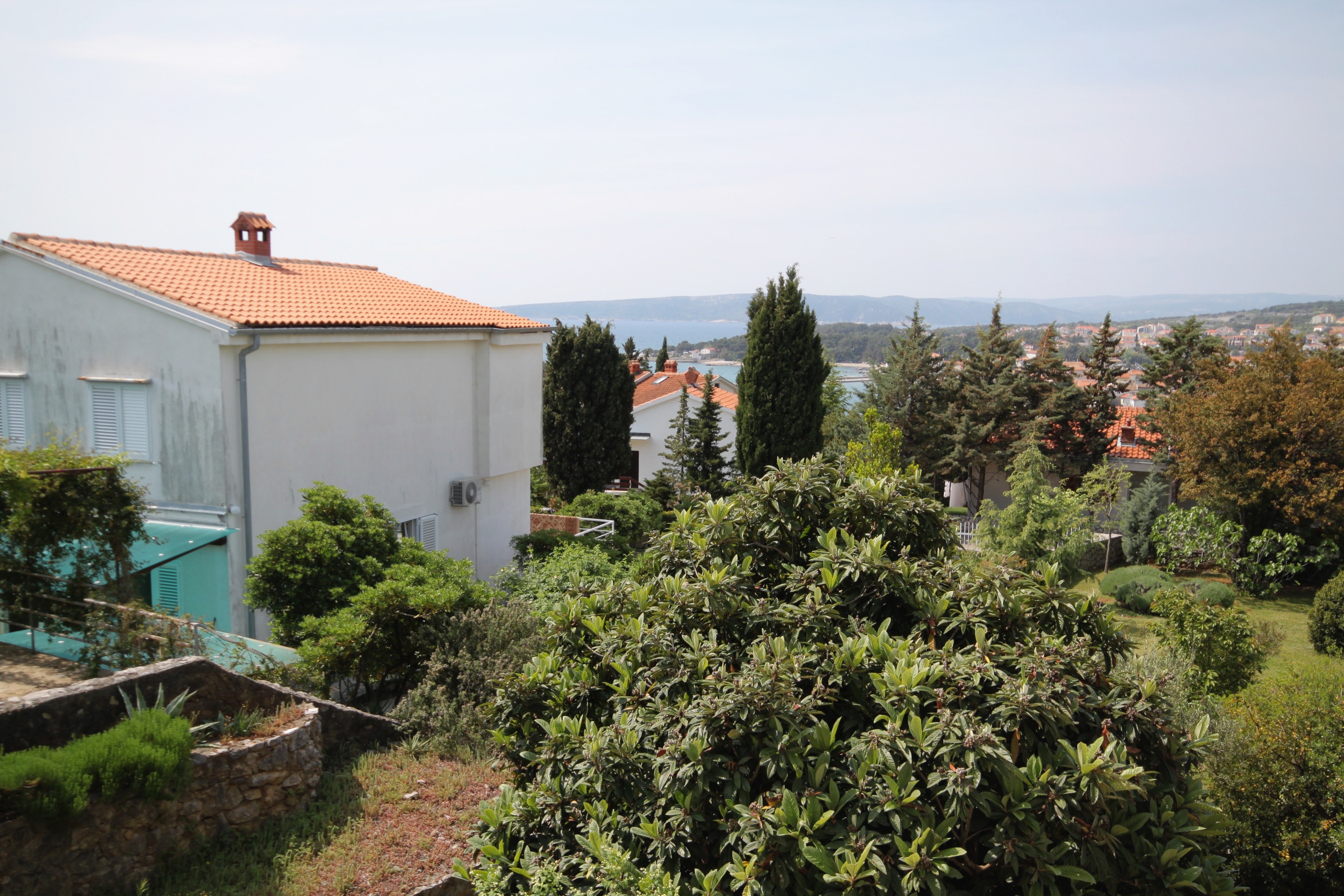 One bedroom apartment with terrace and sea view Krk  A-b
