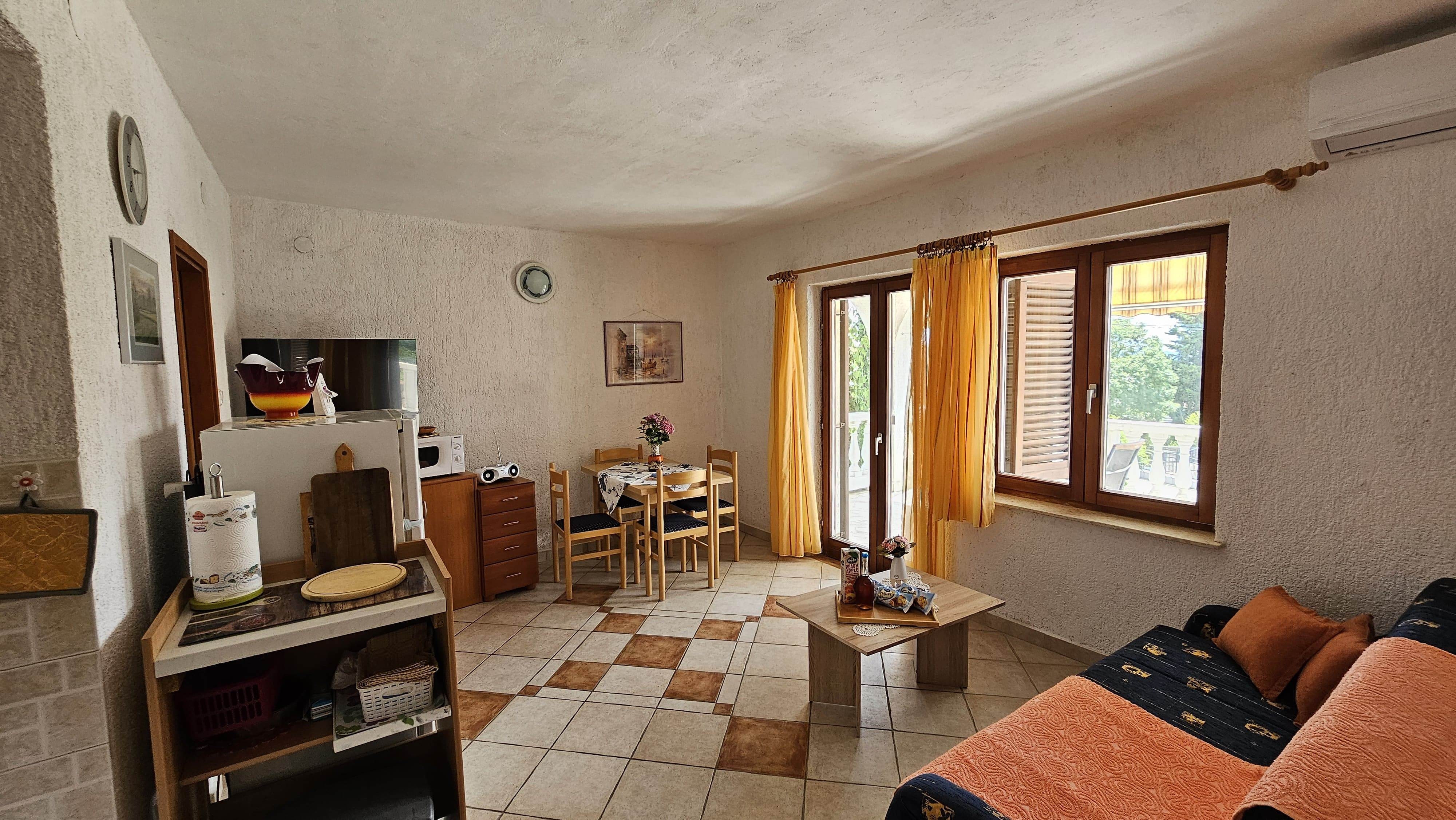 One bedroom apartment with terrace and sea view Pinezići, Krk (A-5319-a) One bedroom apartment with terrace and sea view Pinezići, Krk (A-5319-a)