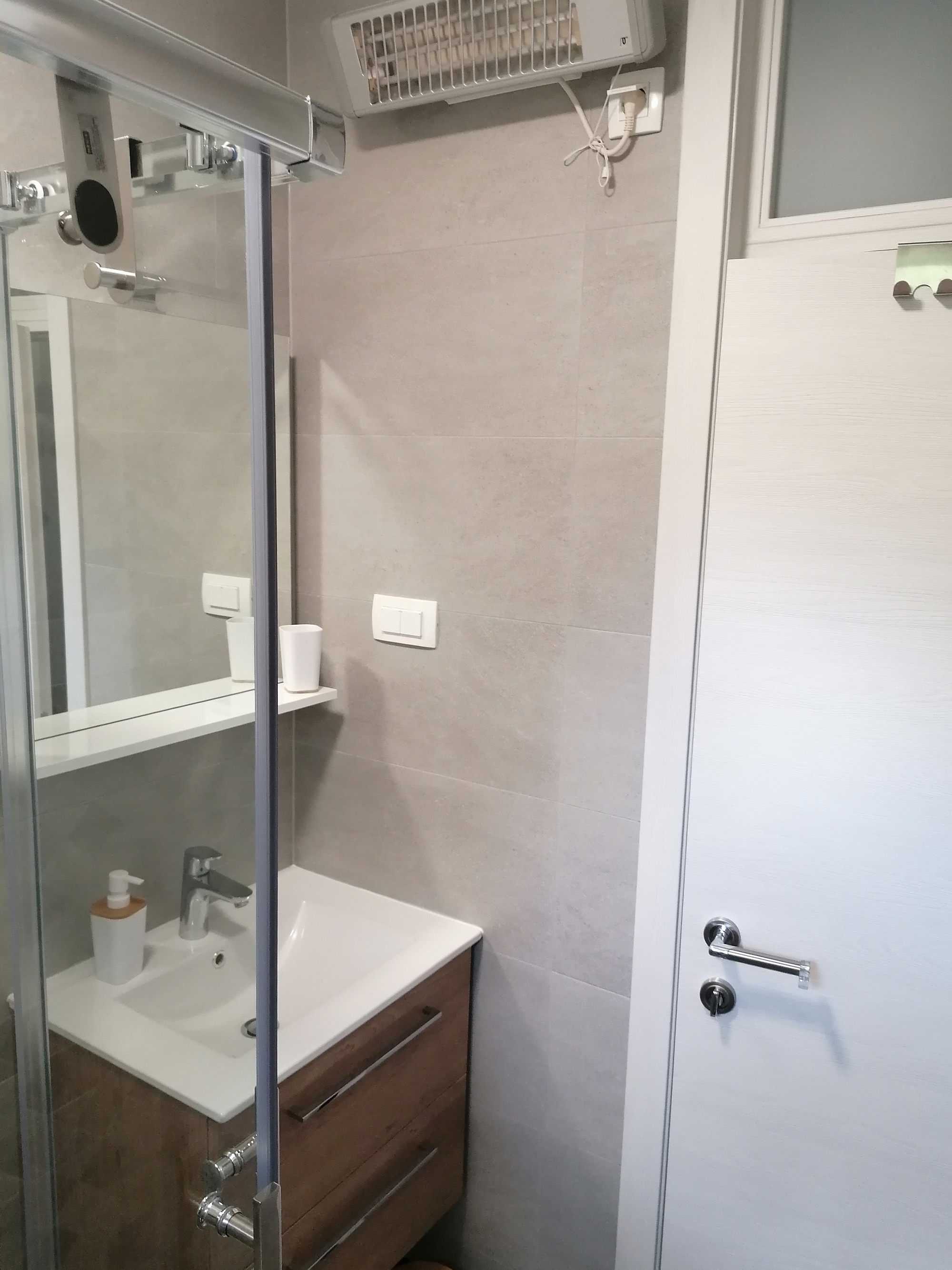 Two bedroom apartment with terrace Njivice, Krk  A-a