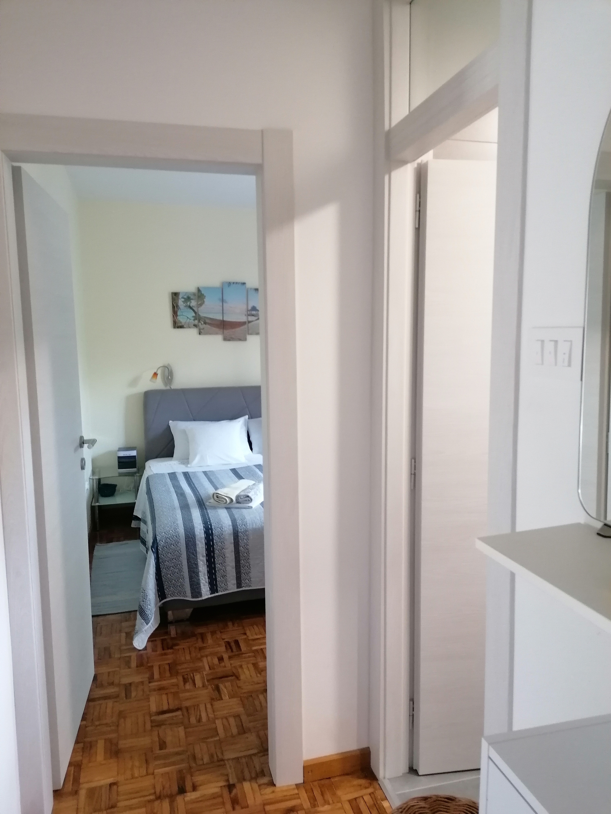 Two bedroom apartment with terrace Njivice, Krk  A-a