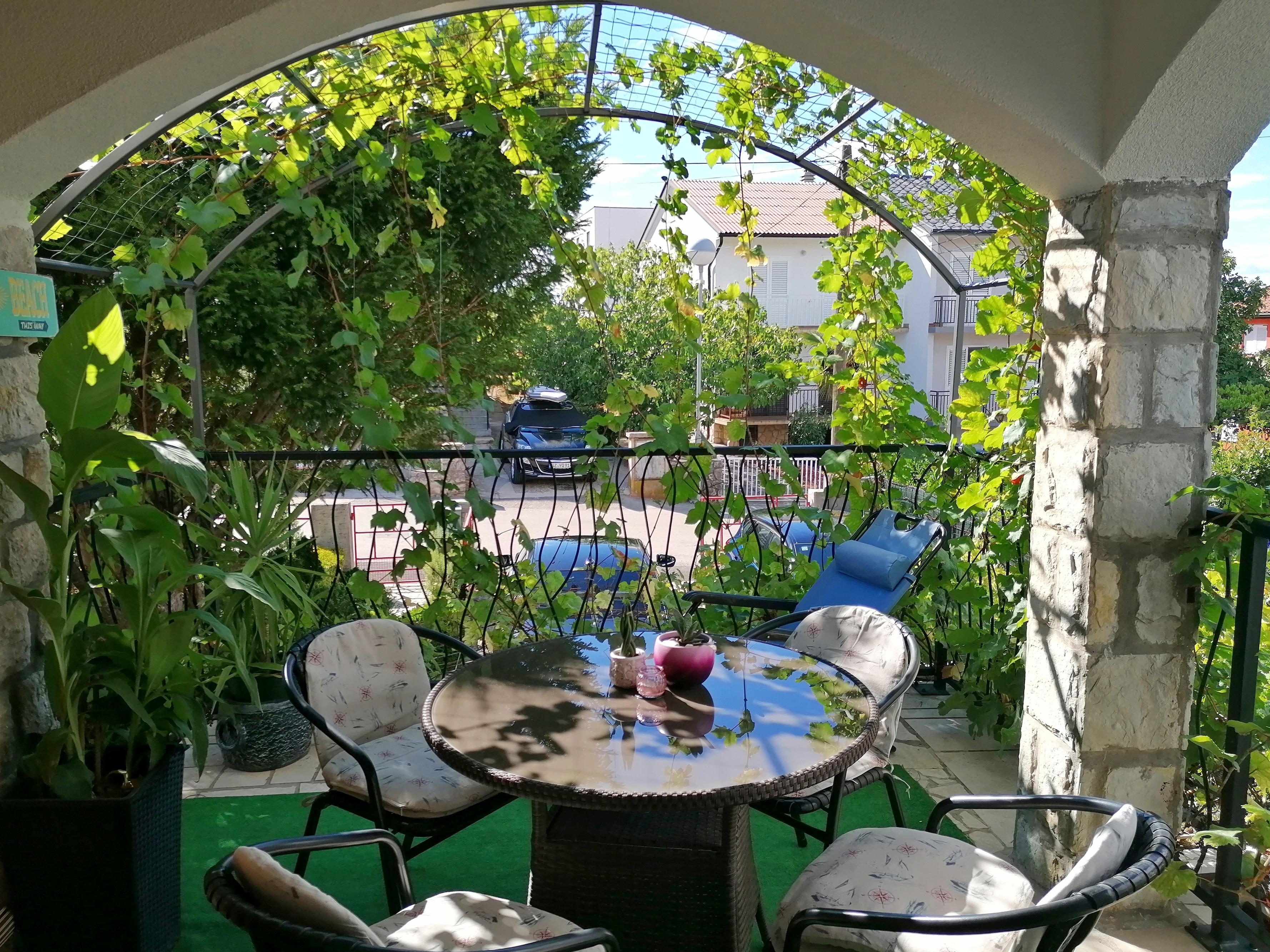 Two bedroom apartment with terrace Njivice (Krk) (A-5320-b) Two bedroom apartment with terrace Njivice (Krk) (A-5320-b)