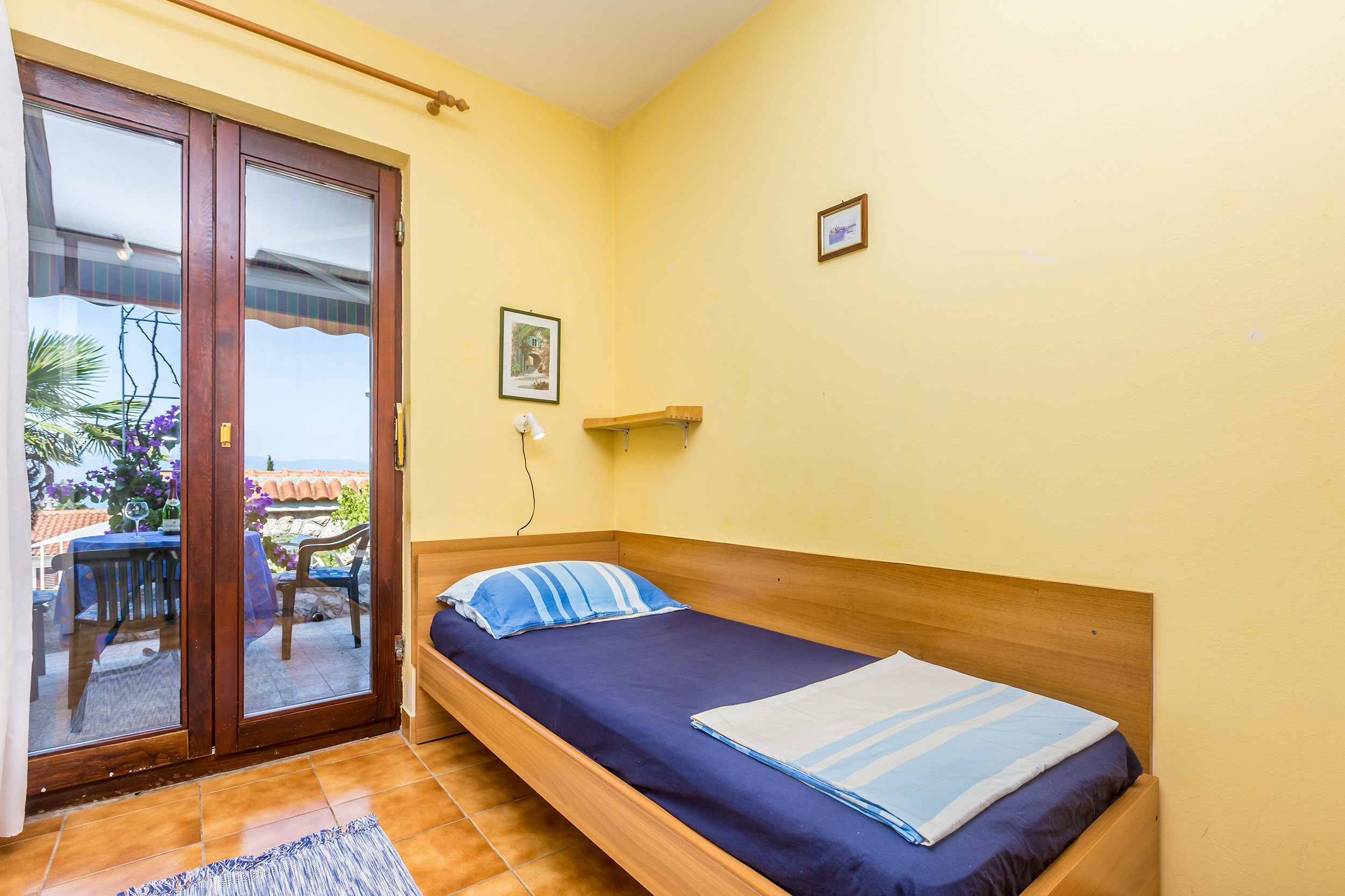 Studio flat with terrace and sea view Njivice, Krk  AS-b