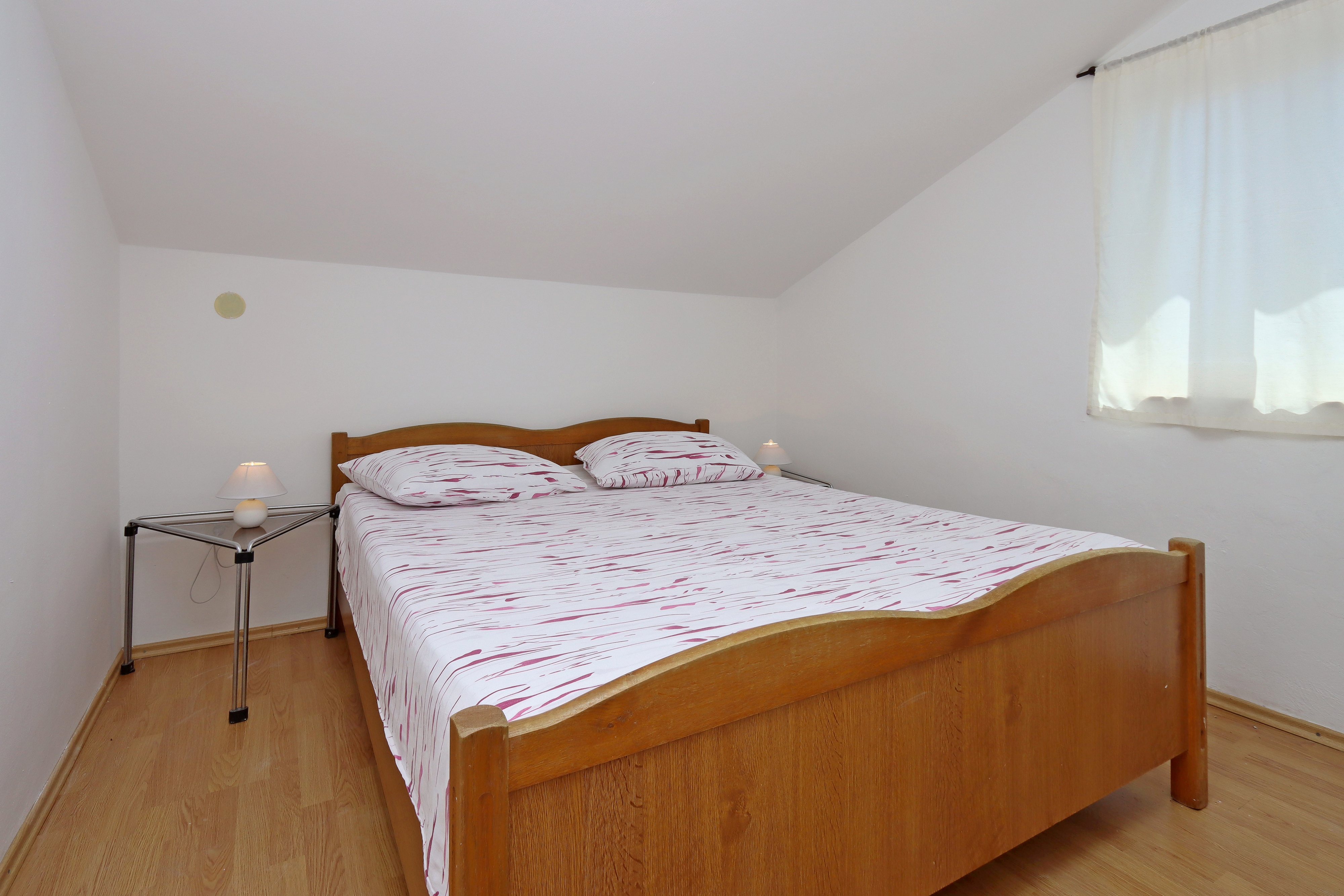 Four bedroom apartment with terrace and sea view Punat, Krk  A-a
