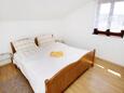 Спальня 3 Punat, Спальня 3 в размещении типа apartment, WiFi.