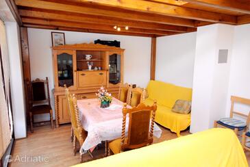 Wohnzimmer 1