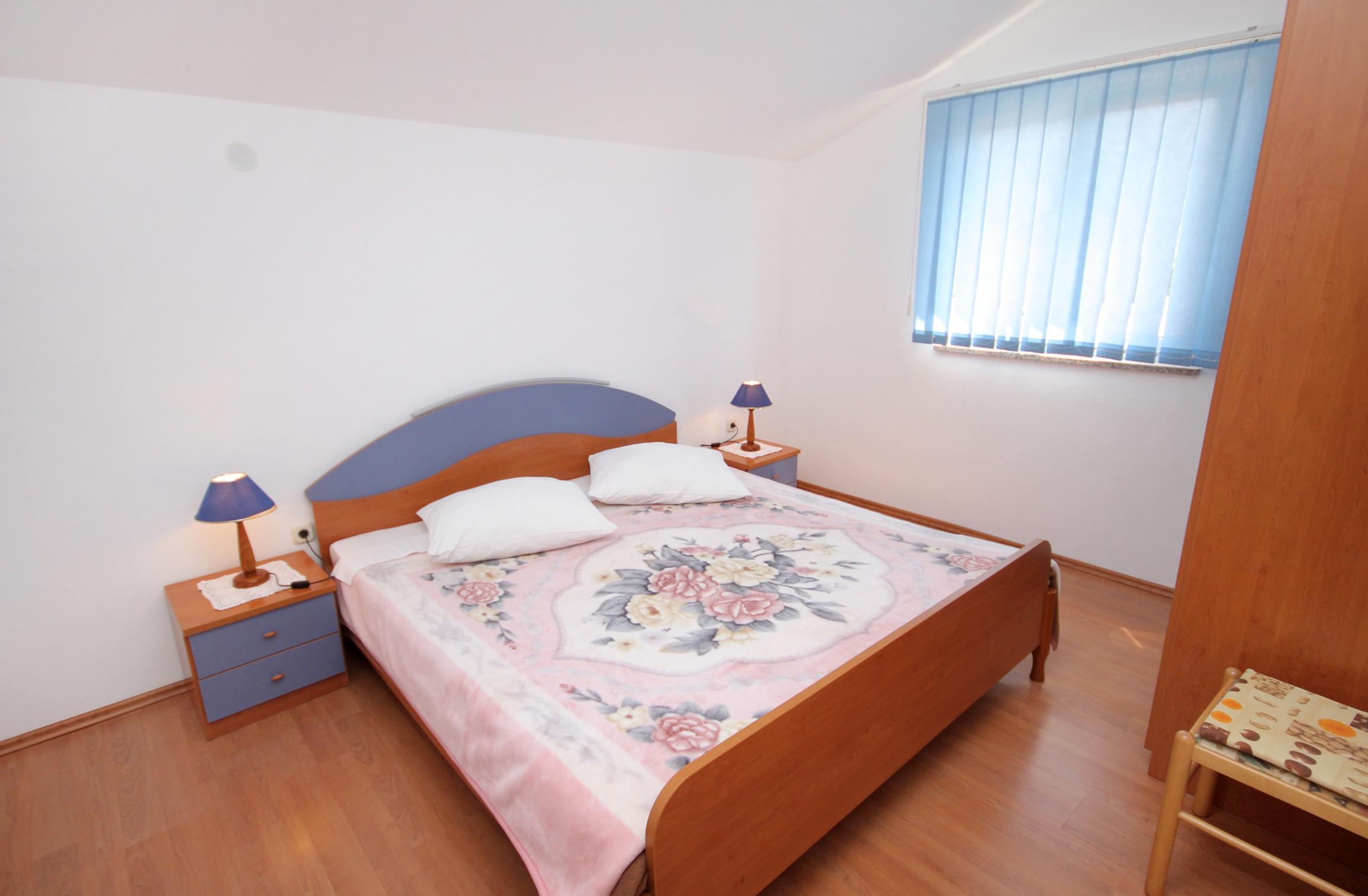 Two bedroom apartment with air-conditioning Punat, Krk (A-5343-b)