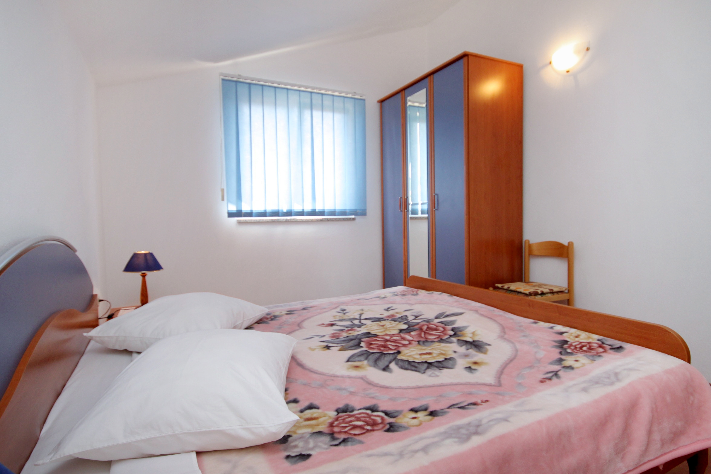 Two bedroom apartment with air-conditioning Punat, Krk (A-5343-b)