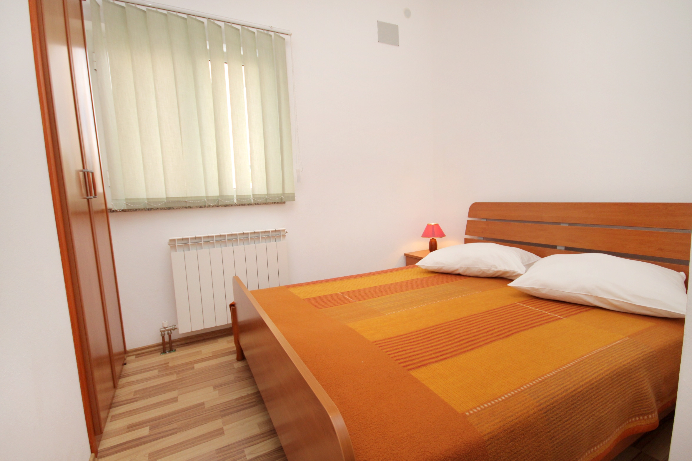 Two bedroom apartment with terrace and sea view Punat, Krk (A-5343-c)