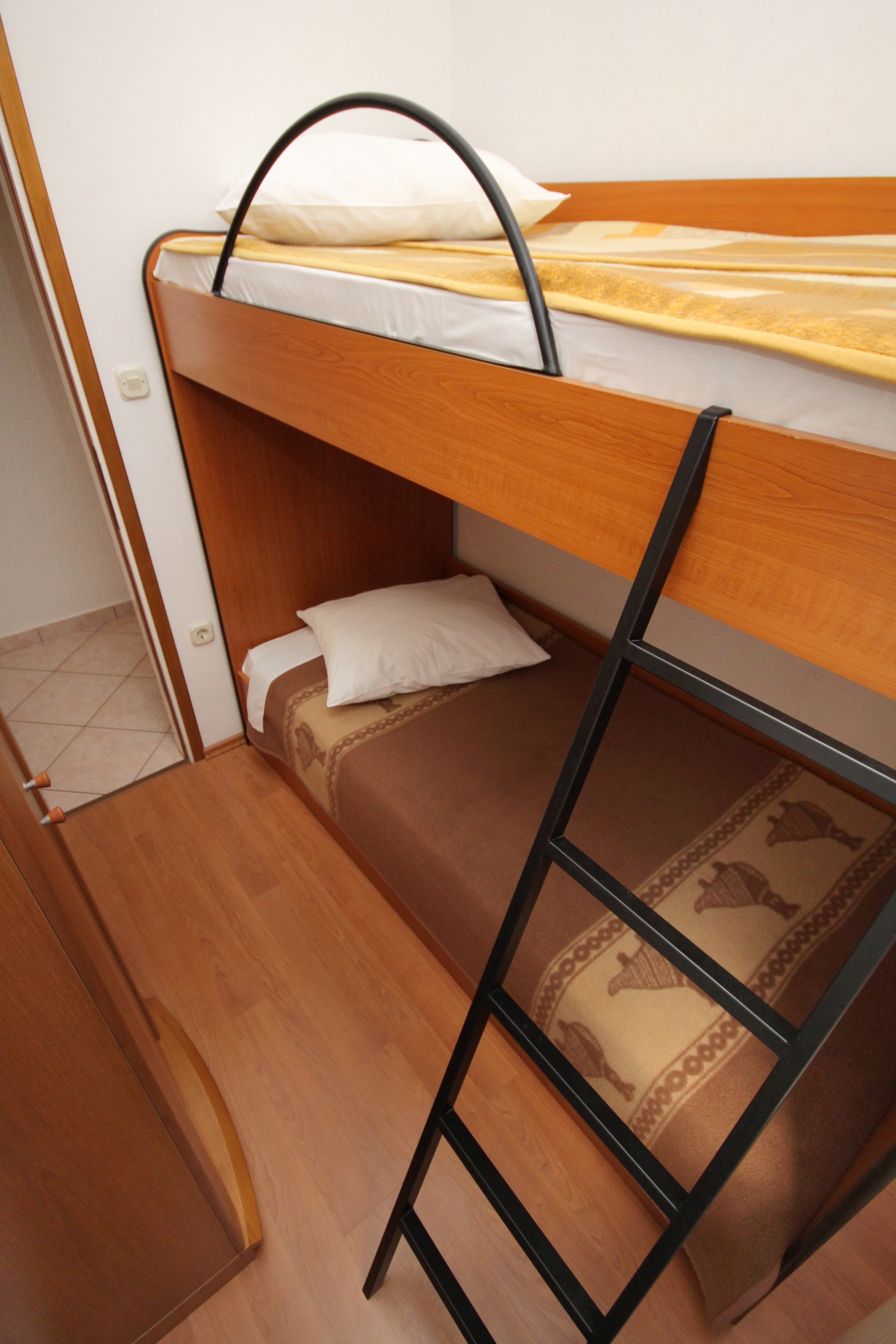 Two bedroom apartment with terrace and sea view Punat, Krk (A-5343-d)