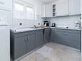 Kitchen Punat, Kitchen in the apartment, (pet friendly) and WiFi.