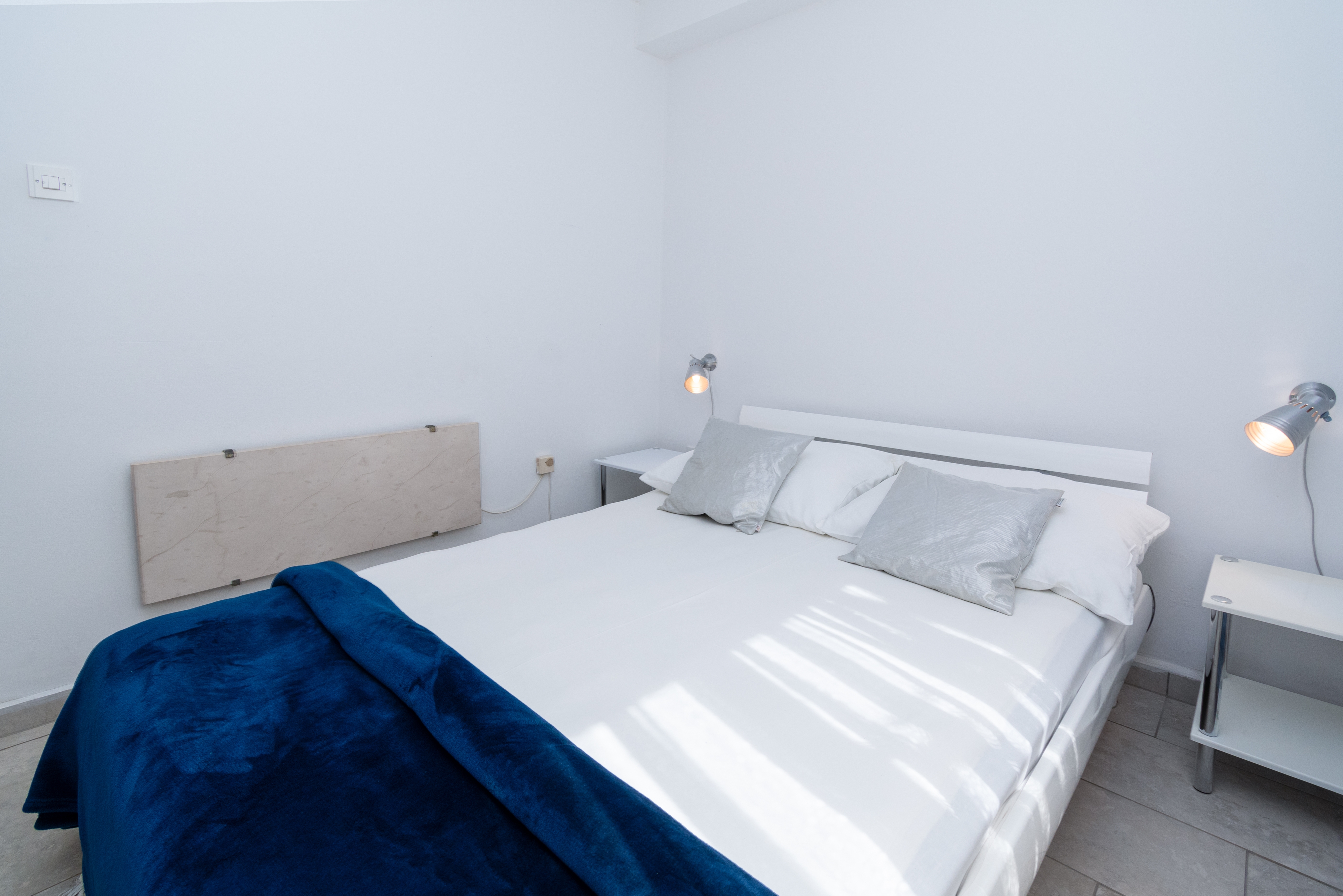 One bedroom apartment with terrace and sea view Punat, Krk  A-b