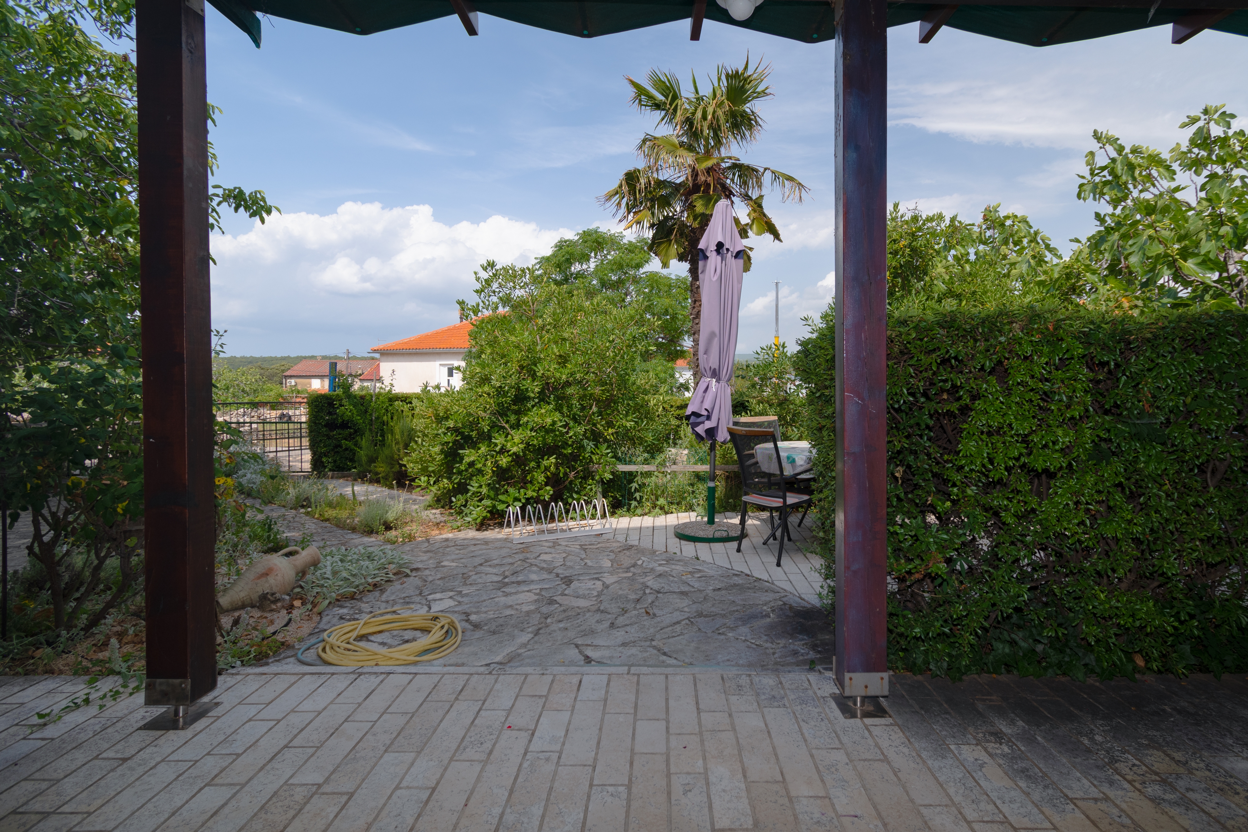 One bedroom apartment with terrace and sea view Punat, Krk  A-b