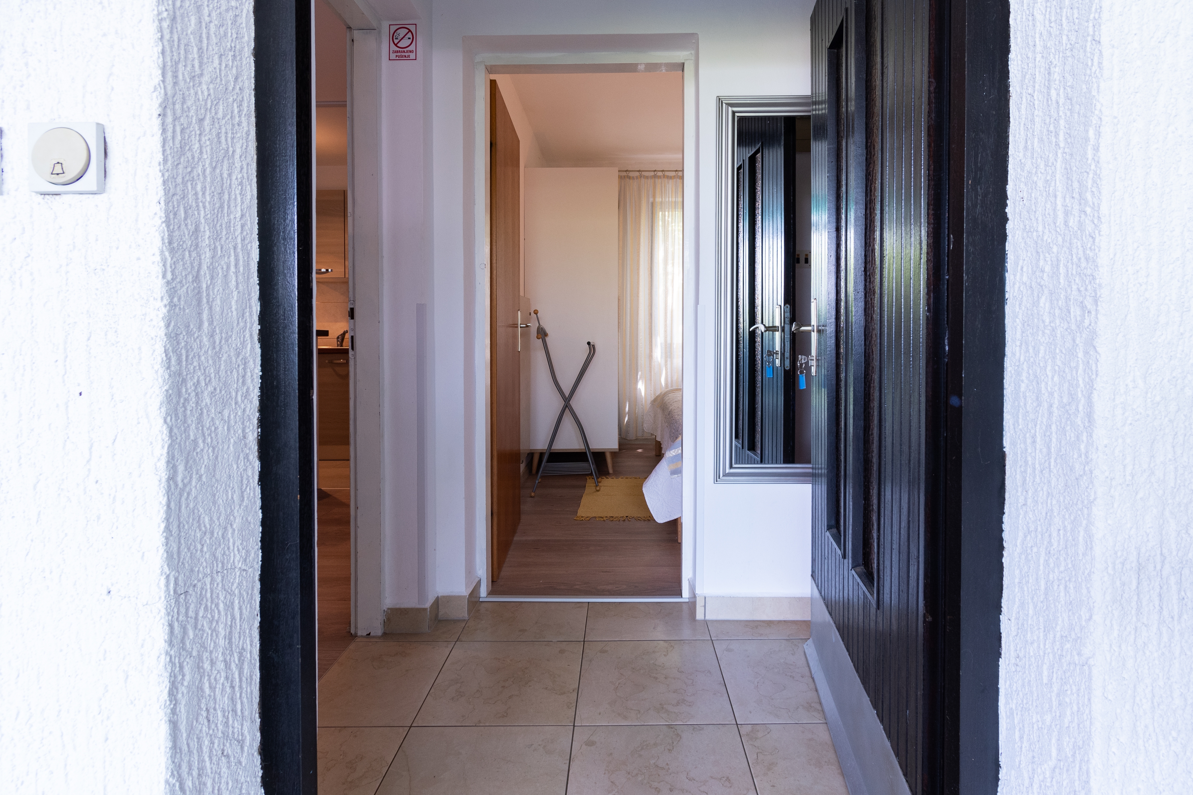 One bedroom apartment with terrace and sea view Punat, Krk  A-c