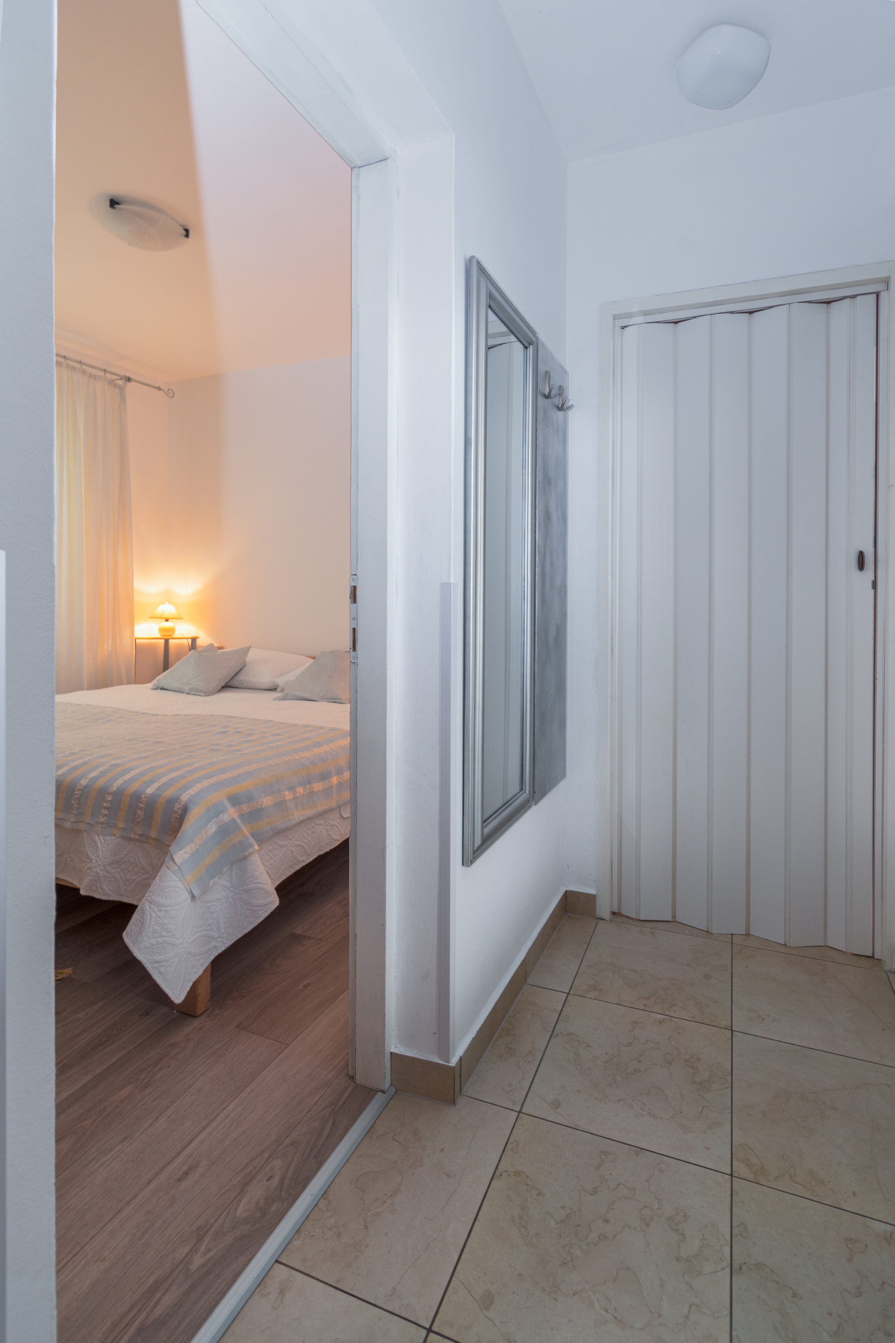 One bedroom apartment with terrace and sea view Punat, Krk  A-c
