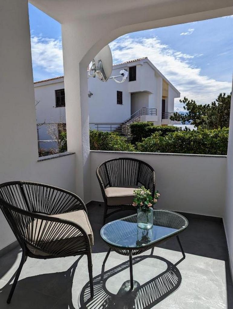 One bedroom apartment with balcony Baška, Krk  A-b