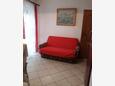 Krk, Sala de estar in the apartment, (pet friendly) y WiFi.