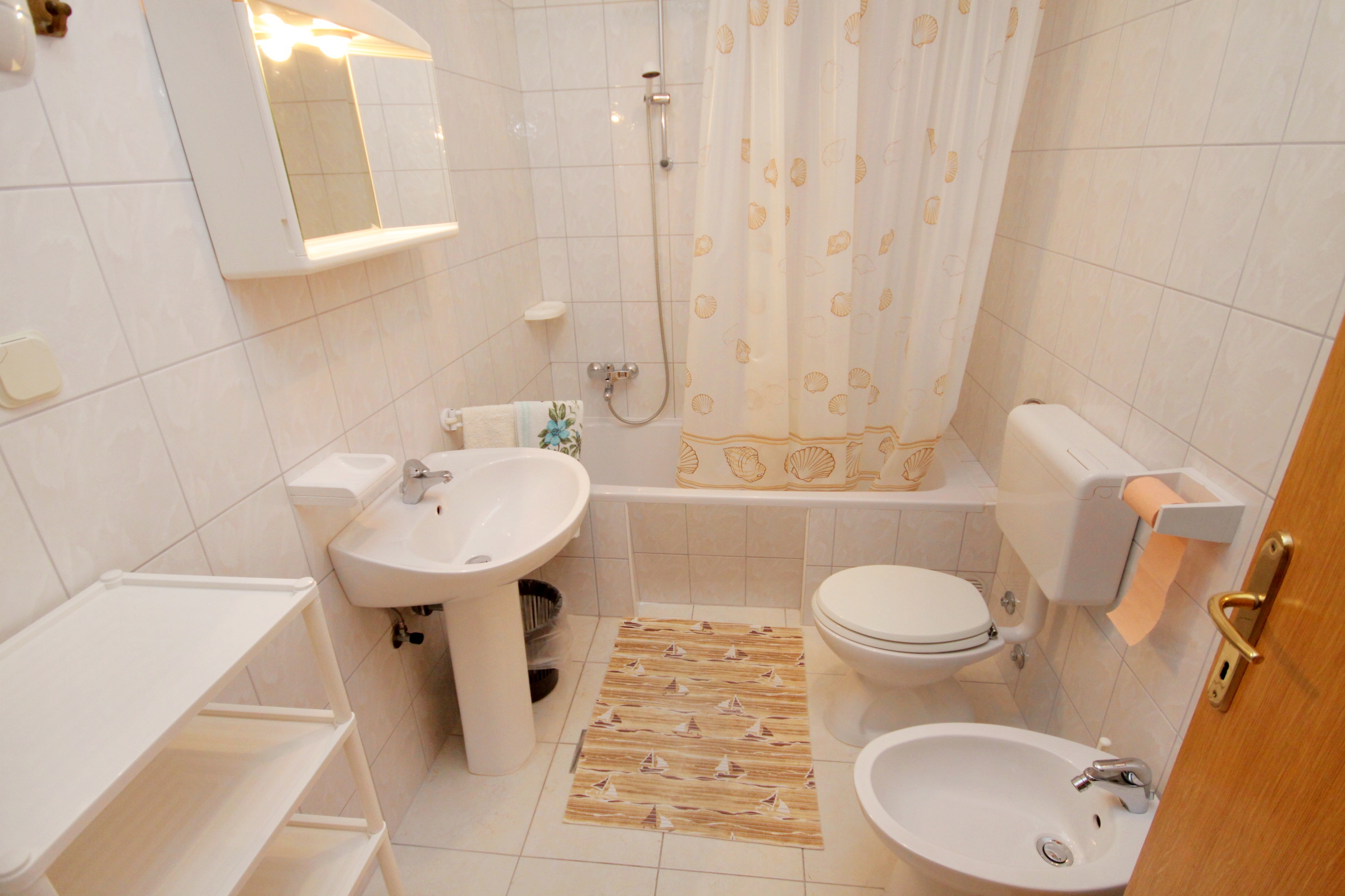 Dvosobni apartma S teraso Krk  A-a