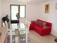 Artatore, Sala de estar in the apartment, (pet friendly) y WiFi.