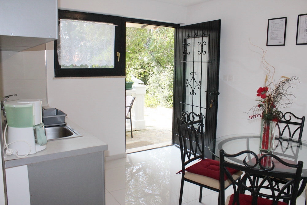 One bedroom apartment with terrace Artatore, Lošinj (A-5377-c) One bedroom apartment with terrace Artatore, Lošinj (A-5377-c)