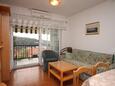 Living room Jelsa, Living room in the apartment, air condition available and WiFi.