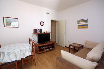 Living room Supetar, Living room in the apartment, dostupna klima, dopusteni kucni ljubimci i WIFI.