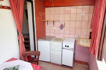 Kitchen Krk, Kitchen in the studio-apartment.
