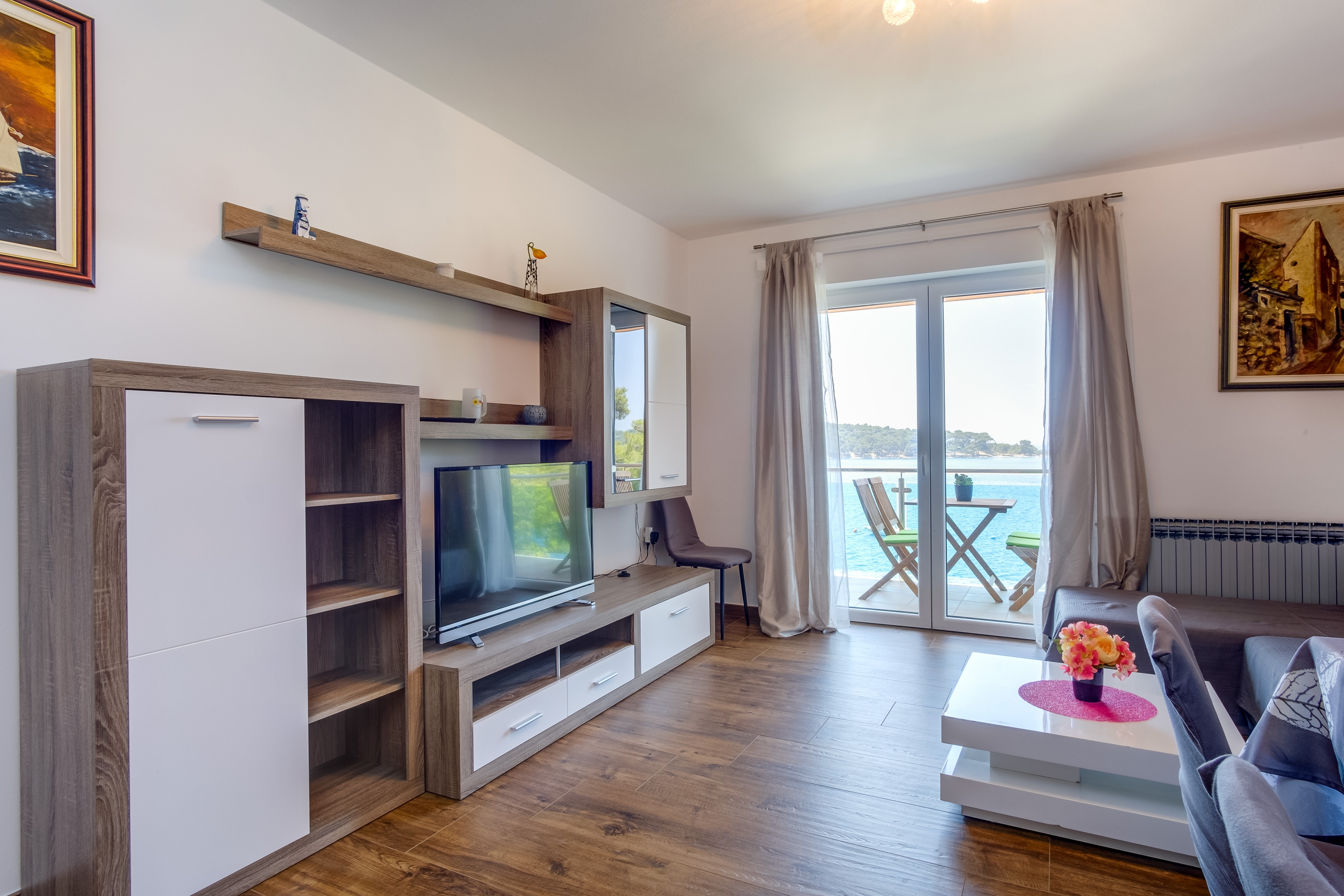One bedroom apartment near beach Mali Lošinj, Lošinj (A-5391-d) One bedroom apartment near beach Mali Lošinj, Lošinj (A-5391-d)