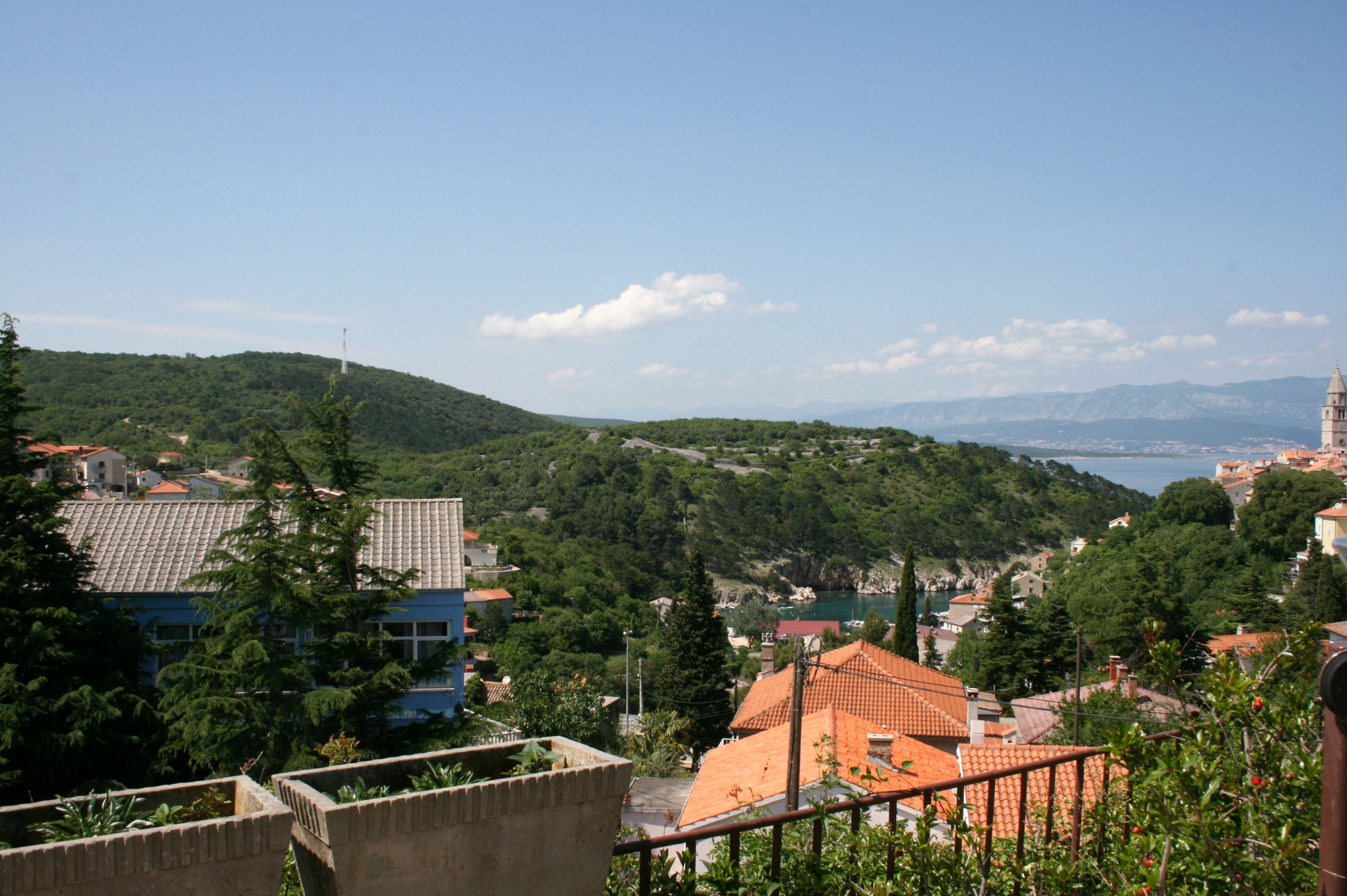 Two bedroom apartment with terrace and sea view Vrbnik, Krk  A-a