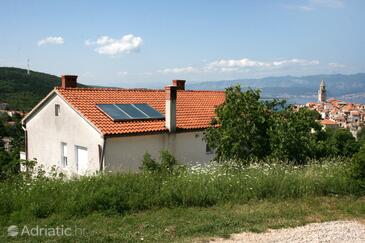 Vrbnik, Krk, Object 5392 - Appartementen with pebble beach.