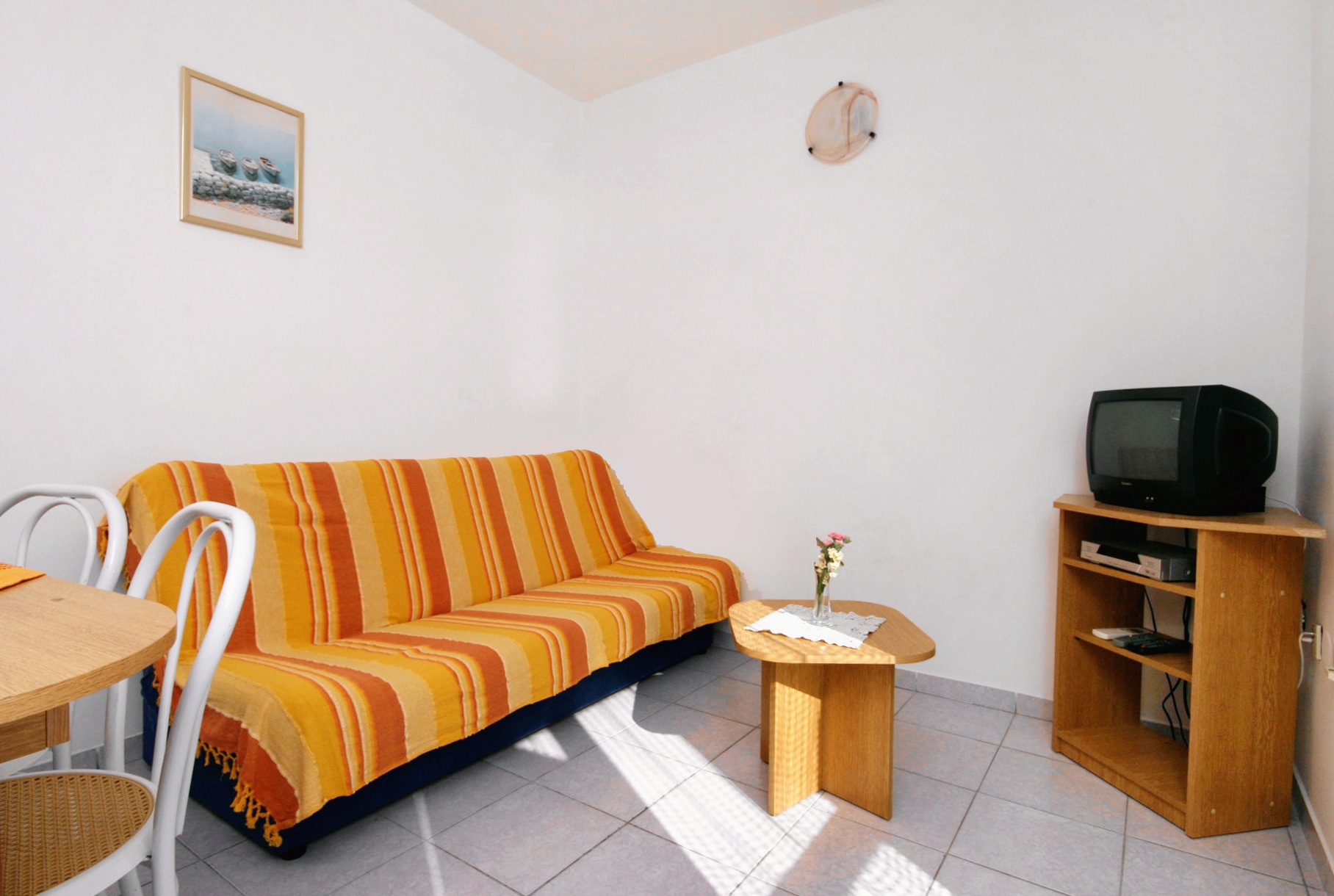 One bedroom apartment with terrace and sea view Njivice, Krk (A-5398-f)