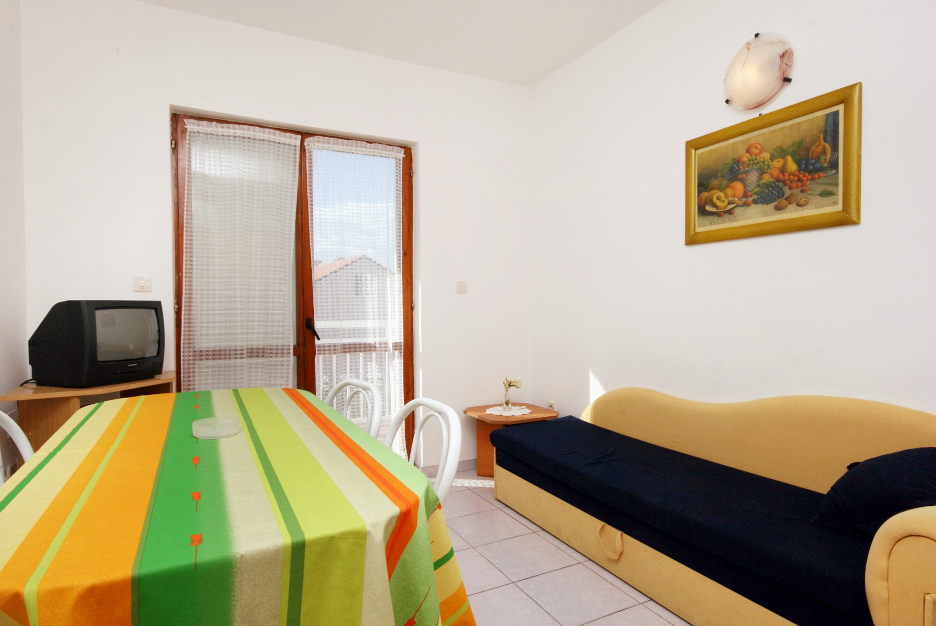 One bedroom apartment with terrace and sea view Njivice, Krk (A-5398-g)