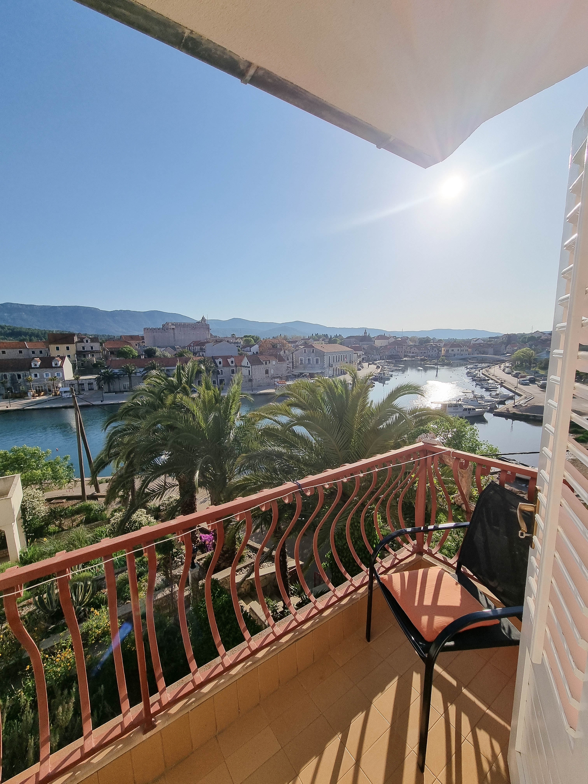 Studio flat with balcony and sea view Vrboska, Hvar  AS-a