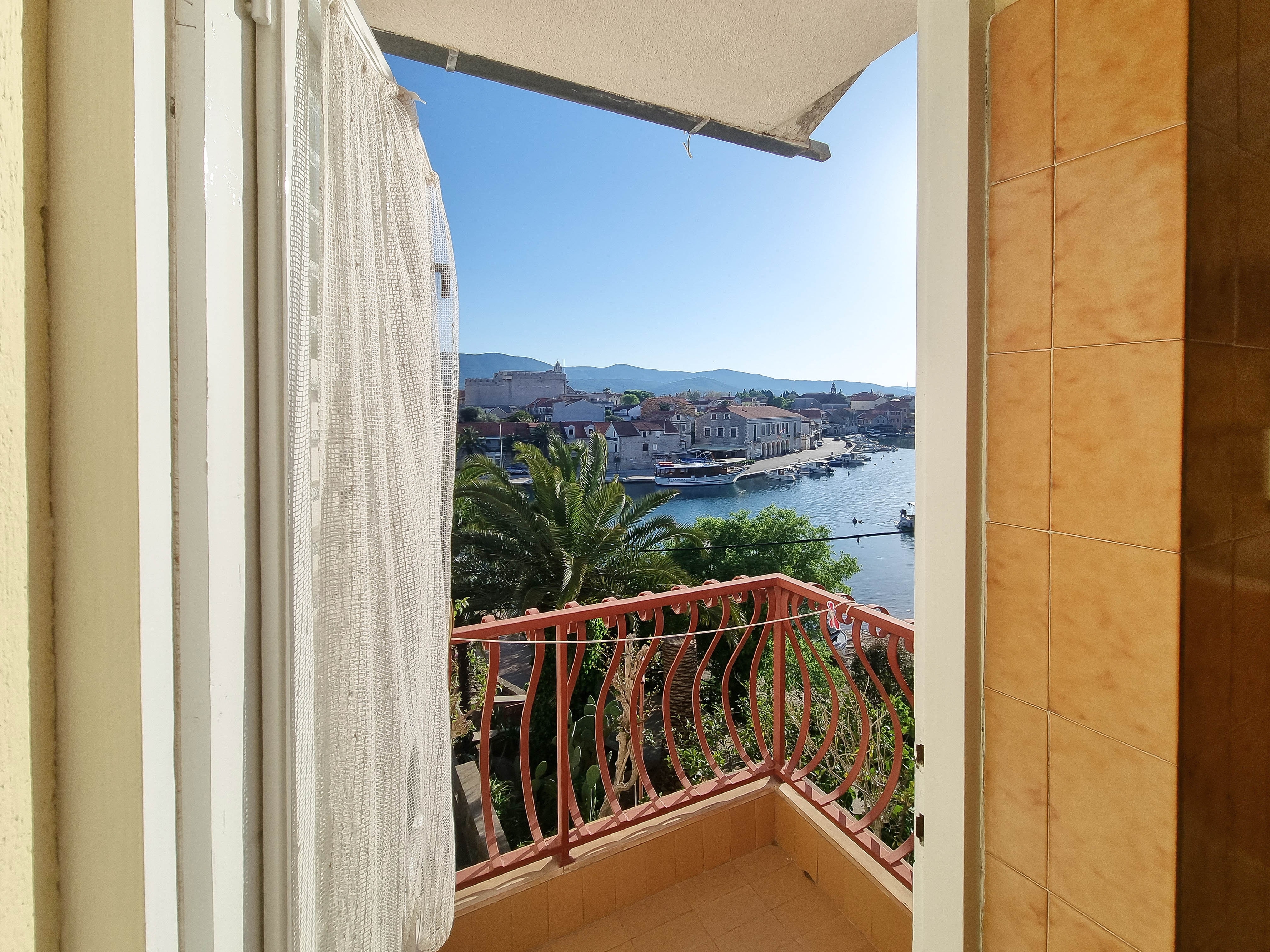 Studio flat with balcony and sea view Vrboska, Hvar  AS-a