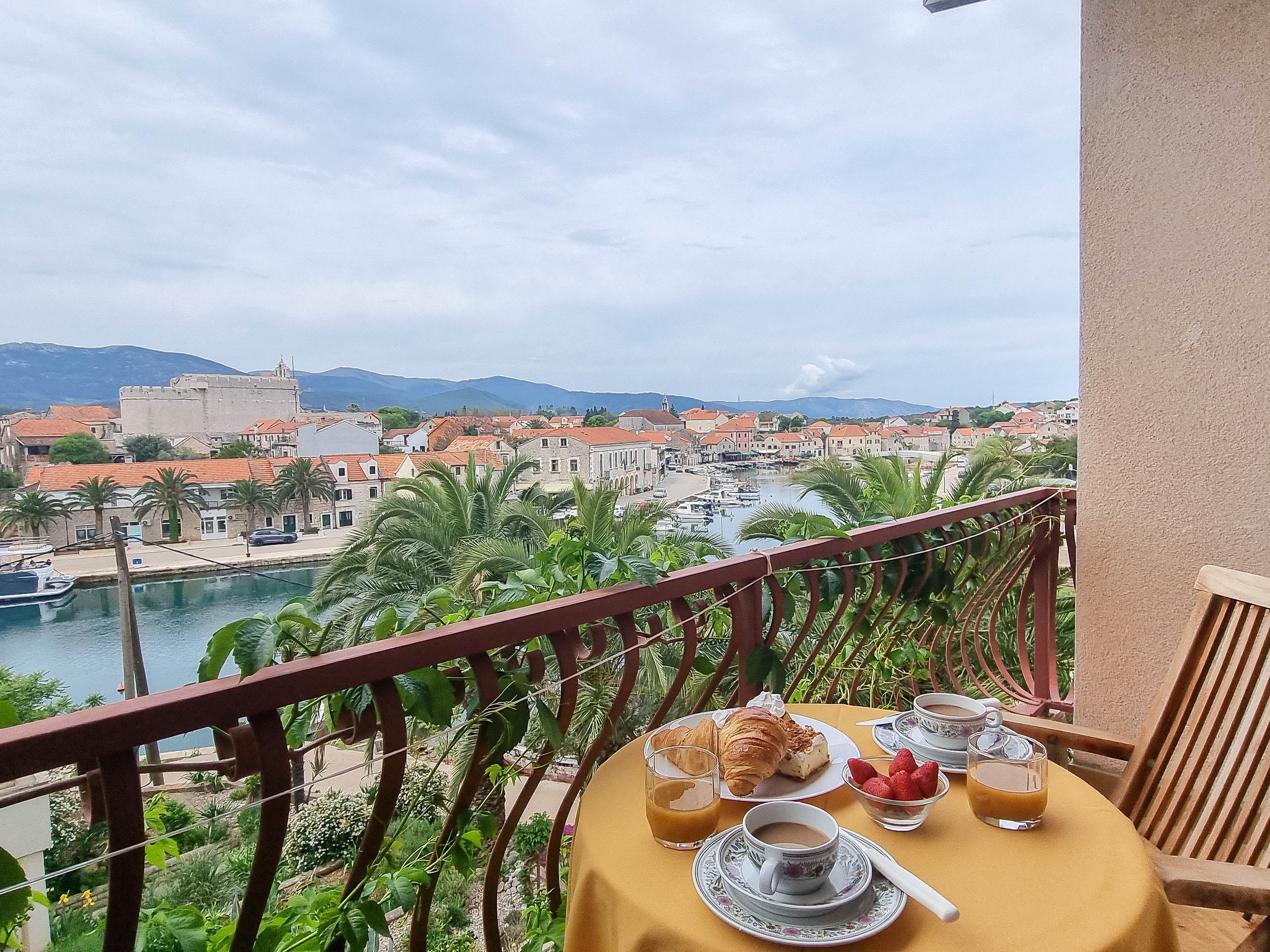 Soba s balkonom i pogledom na more Vrboska, Hvar  S-d