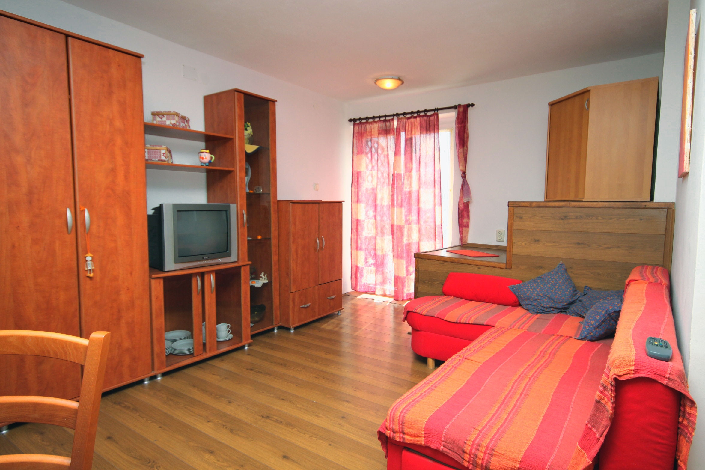 One bedroom apartment near beach Krk  A-a