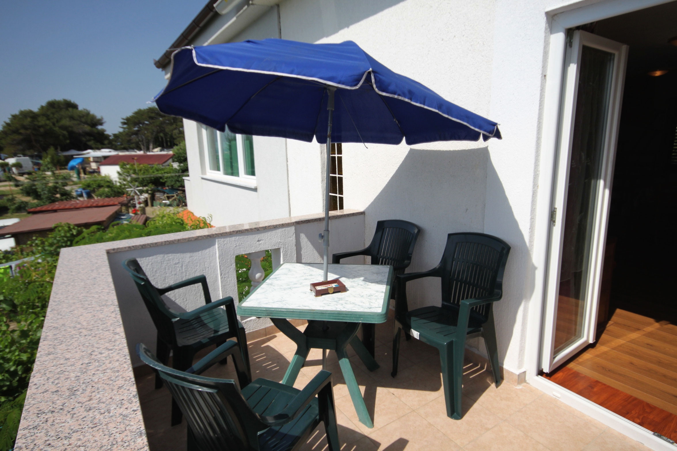 One bedroom apartment near beach Krk  A-a