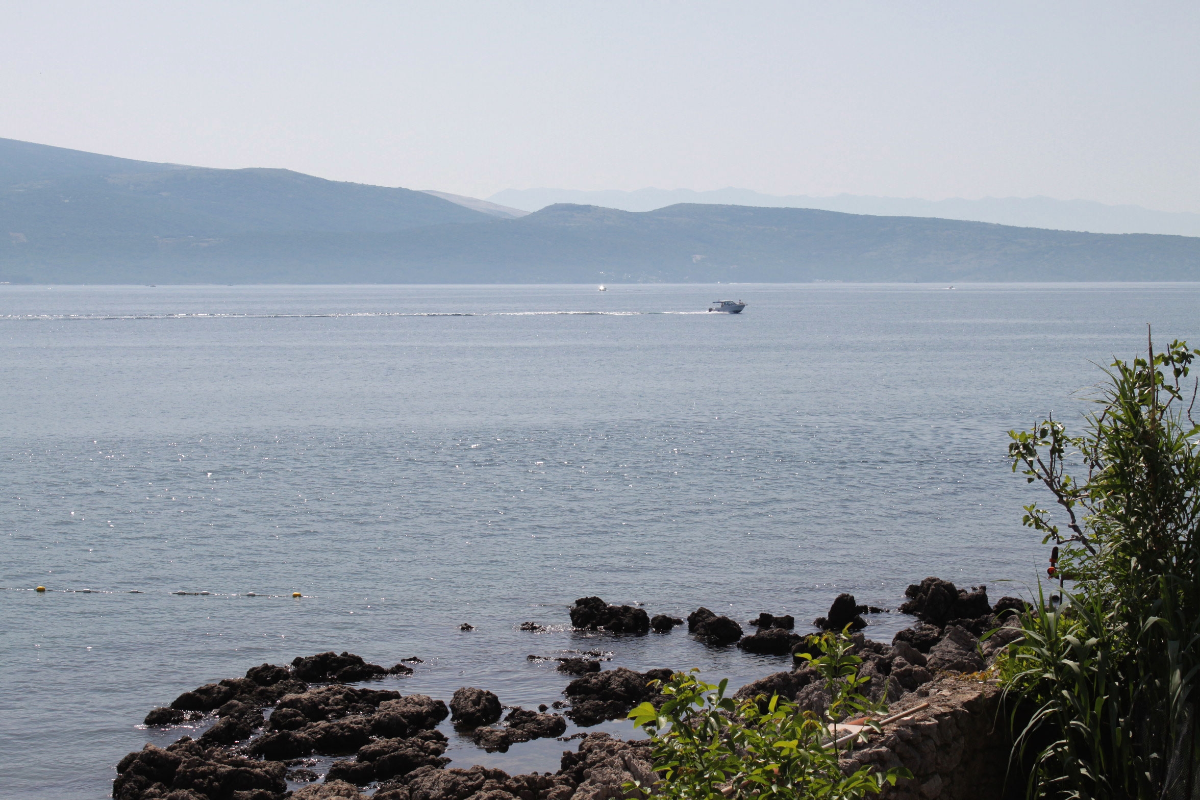 One bedroom apartment near beach Krk  A-a