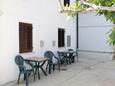 Krk, terraza compartida in the studio-apartment, with a sea view y WiFi.