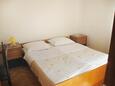 Sypialnia 3 Baška, Sypialnia 3 w zakwaterowaniu typu apartment, zwierzęta domowe są dozwolone i WiFi.