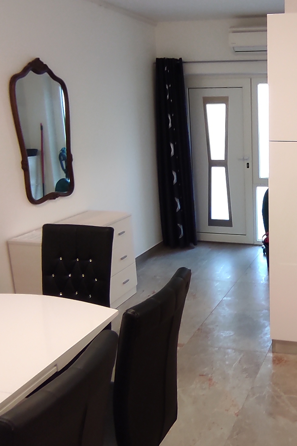 Two bedroom apartment with terrace Punat, Krk  A-c