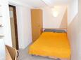 Ložnice Kornić, Ložnice v ubytování typu studio-apartment, domácí mazlíčci povoleni a WiFi.