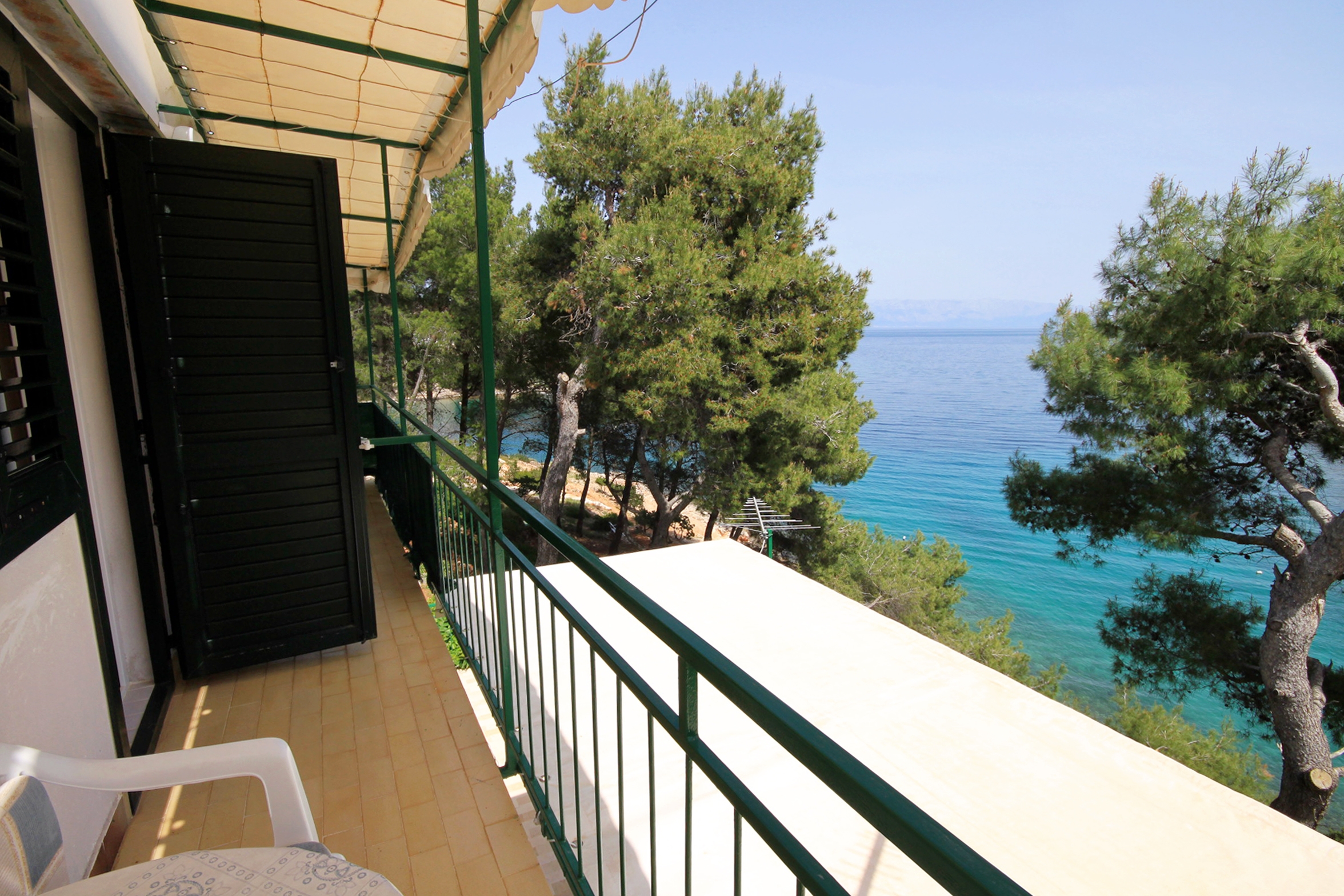 Studio flat near beach Basina, Hvar (AS-542-a)