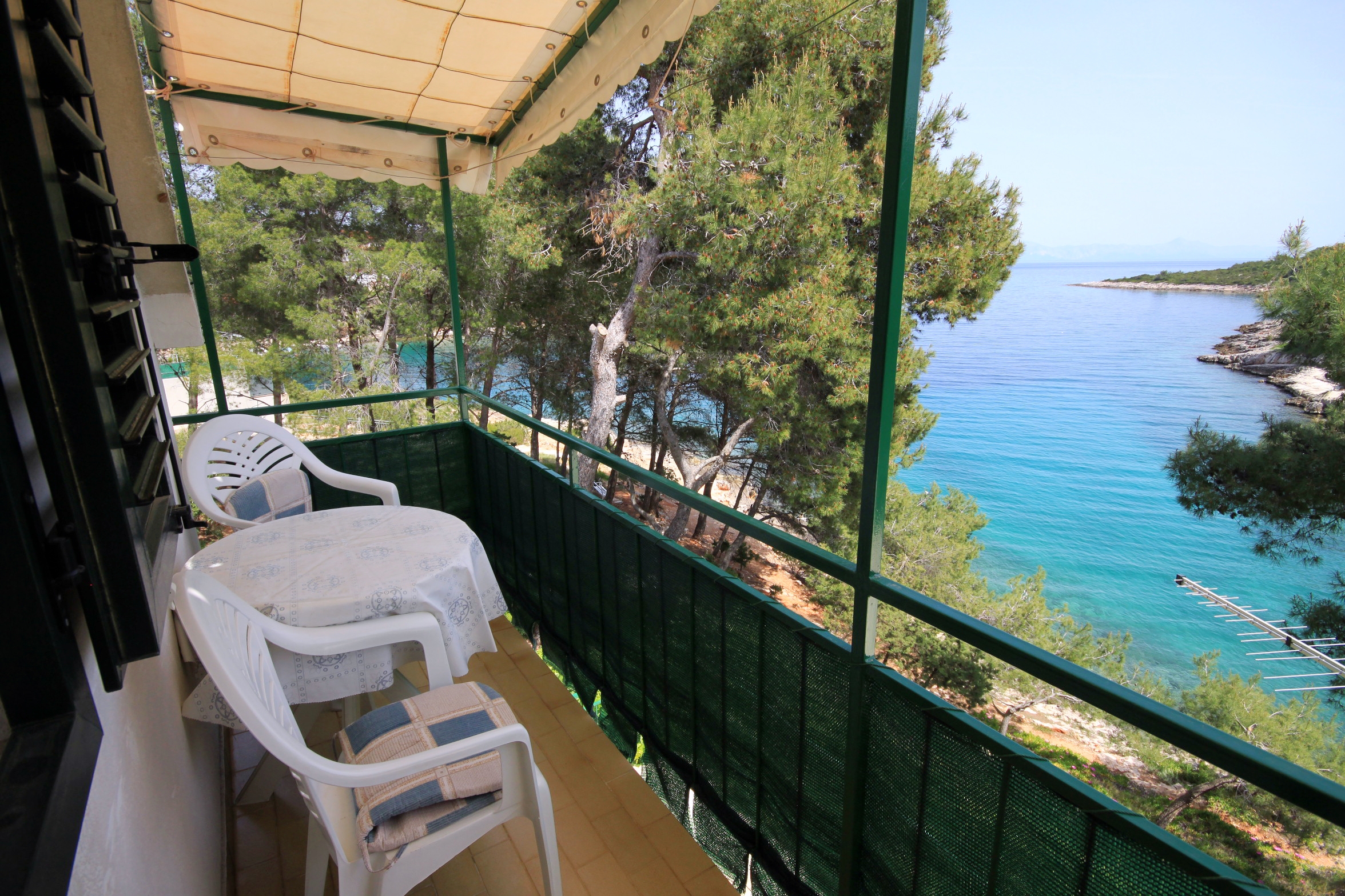 Studio flat near beach Basina, Hvar (AS-542-b) Studio flat near beach Basina, Hvar (AS-542-b)