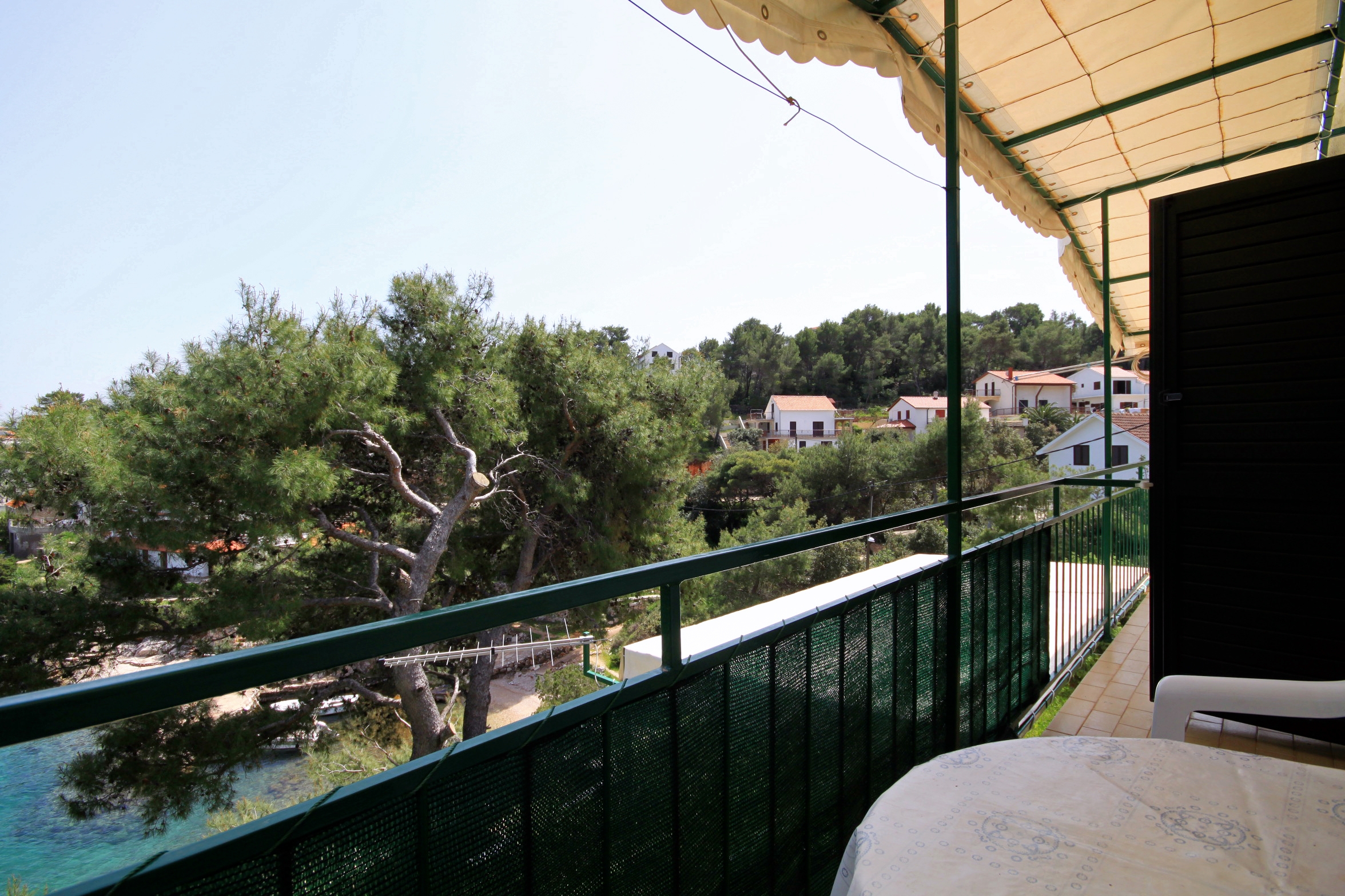 Studio flat near beach Basina, Hvar  AS-b