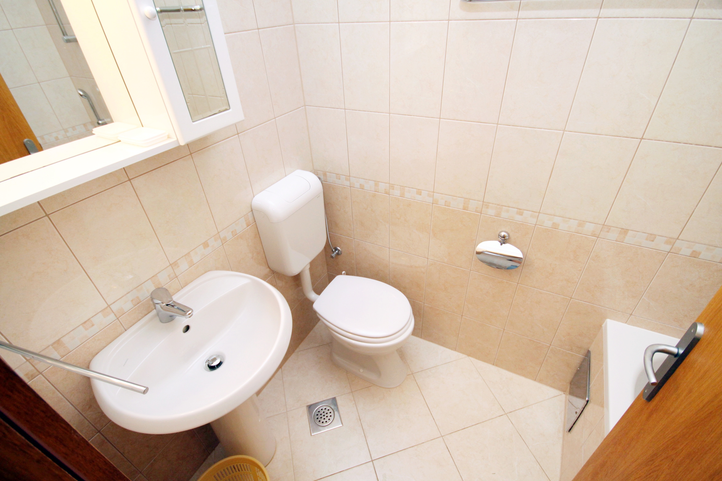 Three bedroom apartment with terrace Vantačići, Krk  A-a