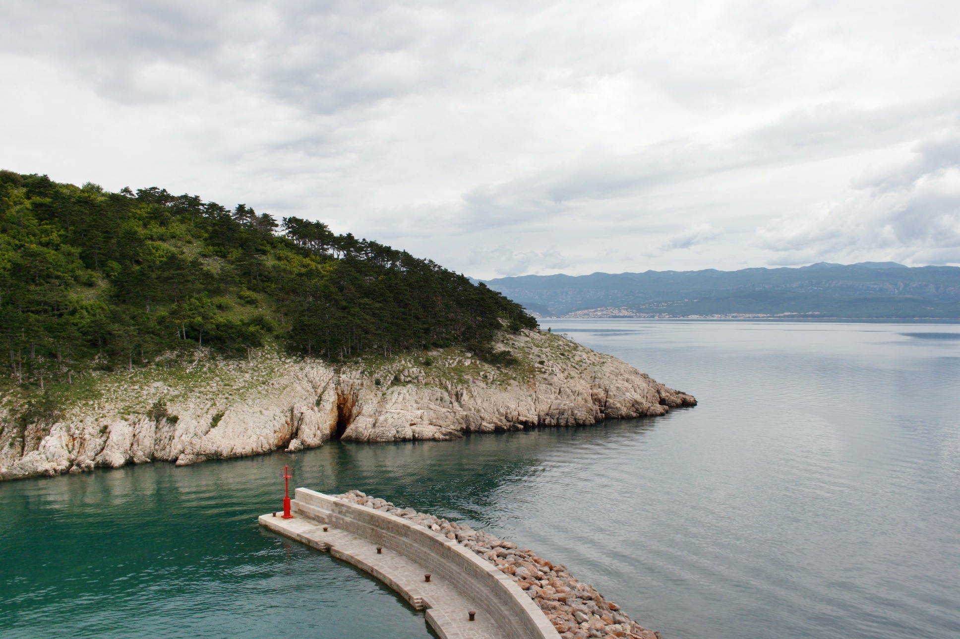 Dvosobna kuća s terasom i pogledom na more Vrbnik, Krk  K