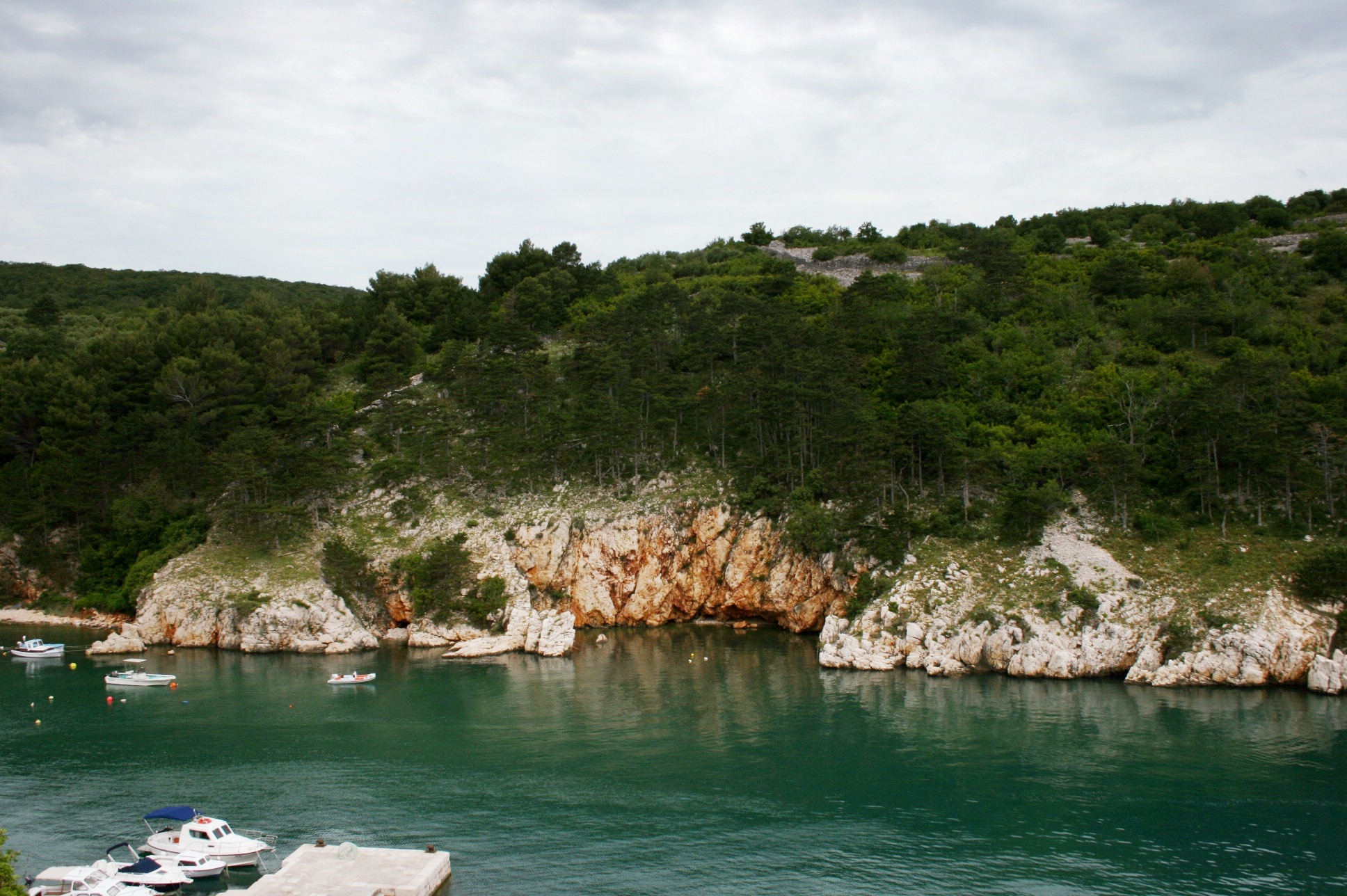 Dvosobna kuća s terasom i pogledom na more Vrbnik, Krk  K